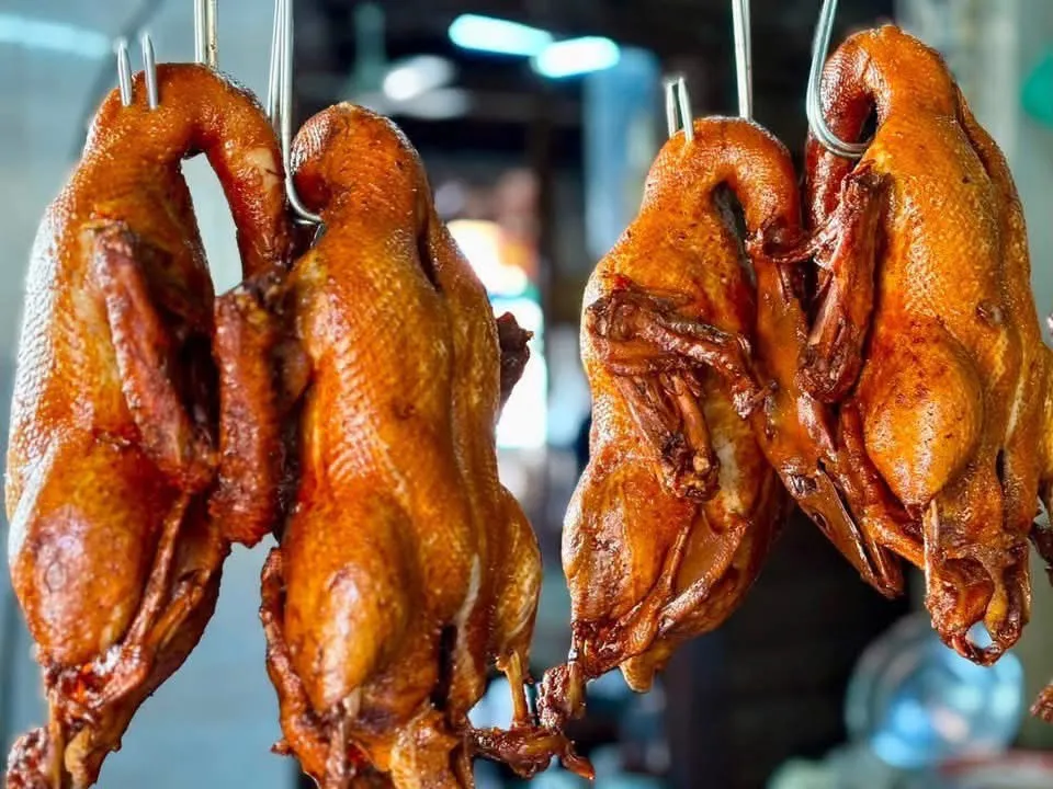 Five-spice duck, Trok Rong Ya