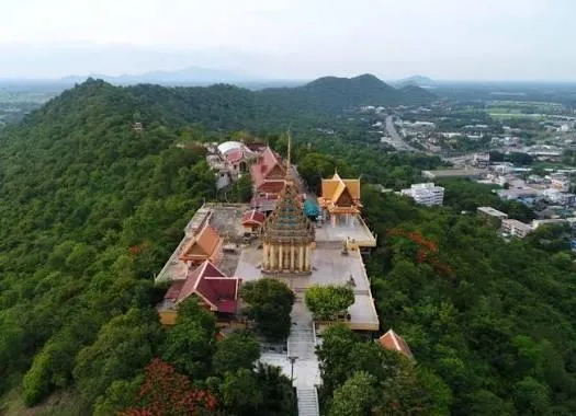 Sangkat Rattana Khiri summit — The whole town in one view